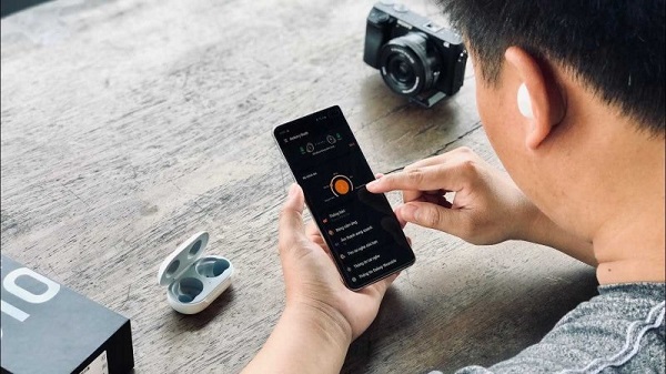 Lợi ích thiết thực khi nhận cuộc gọi bằng tai nghe bluetooth trên iPhone