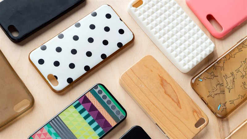 Ốp lưng điện thoại cứng và dẻo nên dùng loại nào?