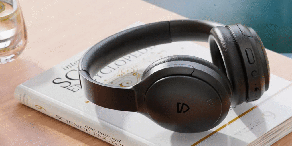 Tai nghe chụp tai SoundPeats A6 